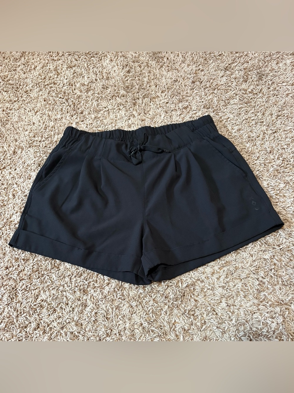 Kavu Tempic Shorts Womens size Large in black